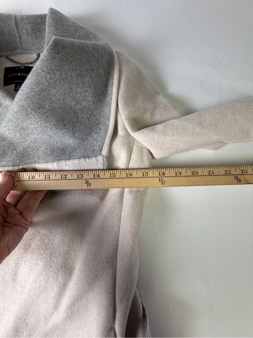 Lucky Brand Light Gray and Cream Wrap Tie Coat - Classic Style XS - Picture 14 of 16